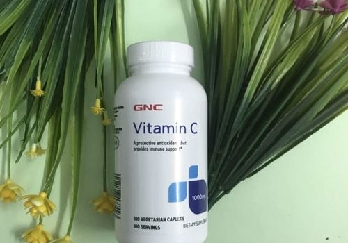 Viên uống vitamin C 1000mg GNC có tốt không-1
