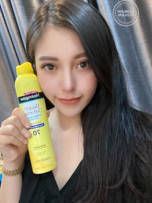 4317-xit-chong-nang-neutrogena-60-beach-defense-di-bien-240g7