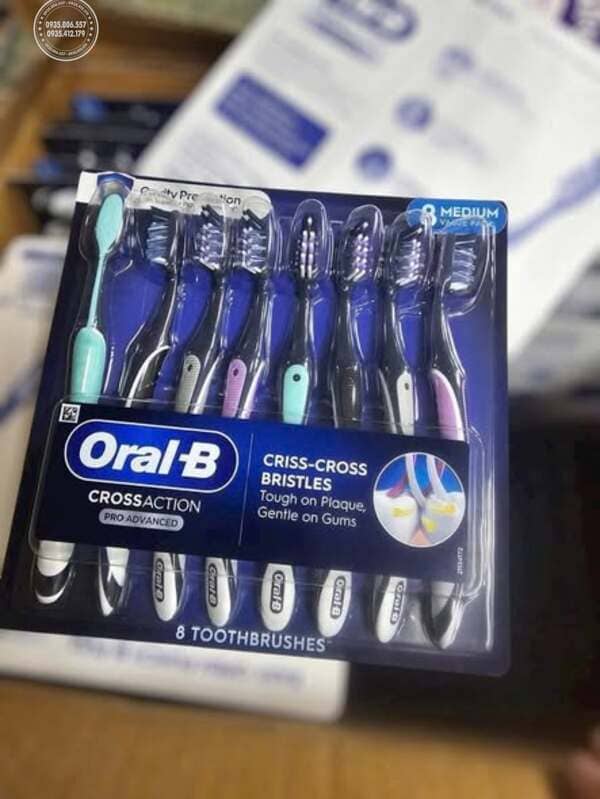 Set 8 bàn chải đánh răng Oral-B Cross Action Advanced Mỹ là gì?